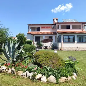 https://apartments-norma.in-istria.net