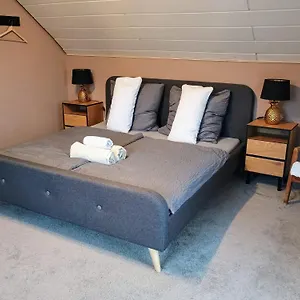 Apartment Sleep&chill - Idyllisches Mit Main-blick, Neustadt am Main